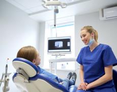 Dentist appointment for dental implants